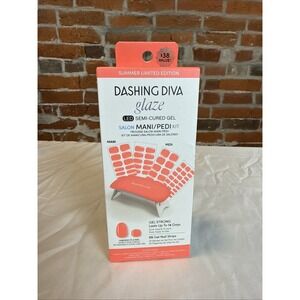 Dashing Diva Glaze Mani/Pedi Kit in 'Vitamin C'. Includes LED Curing Lamp